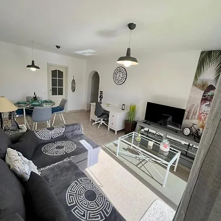 Queen Amanay - Terrazza, Confortevole, Tranquillo, Wi-fi, Ac Appartement *
