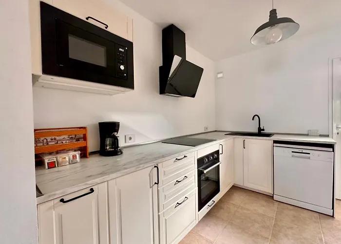 Queen Amanay - Terrazza, Confortevole, Tranquillo, Wi-fi, Ac Appartement