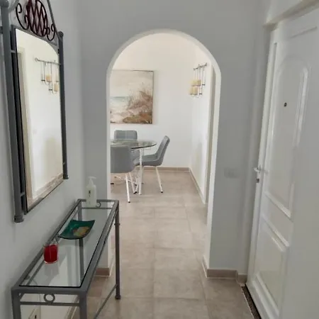 Apartament Queen Amanay - Terrazza, Confortevole, Tranquillo, Wi-fi, Ac *