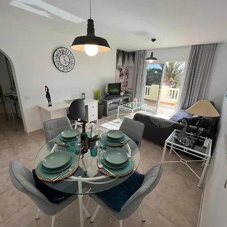 Apartament Queen Amanay - Terrazza, Confortevole, Tranquillo, Wi-fi, Ac *
