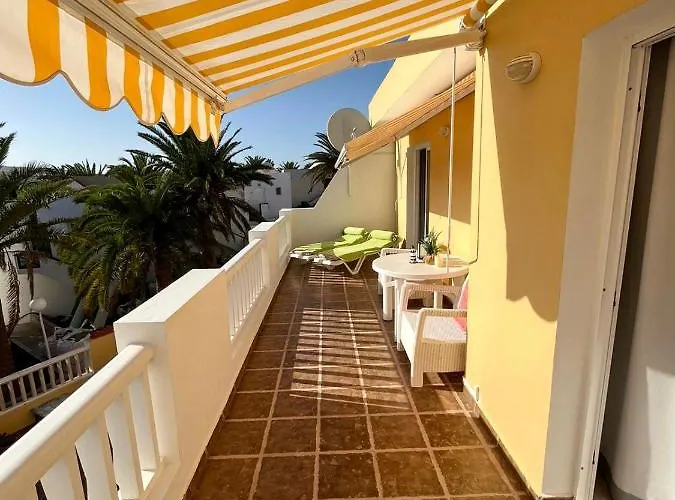 Queen Amanay - Terrazza, Confortevole, Tranquillo, Wi-fi, Ac 아파트 코스타카르마