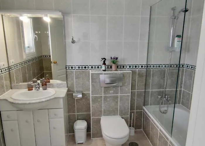 아파트 Queen Amanay - Terrazza, Confortevole, Tranquillo, Wi-fi, Ac *